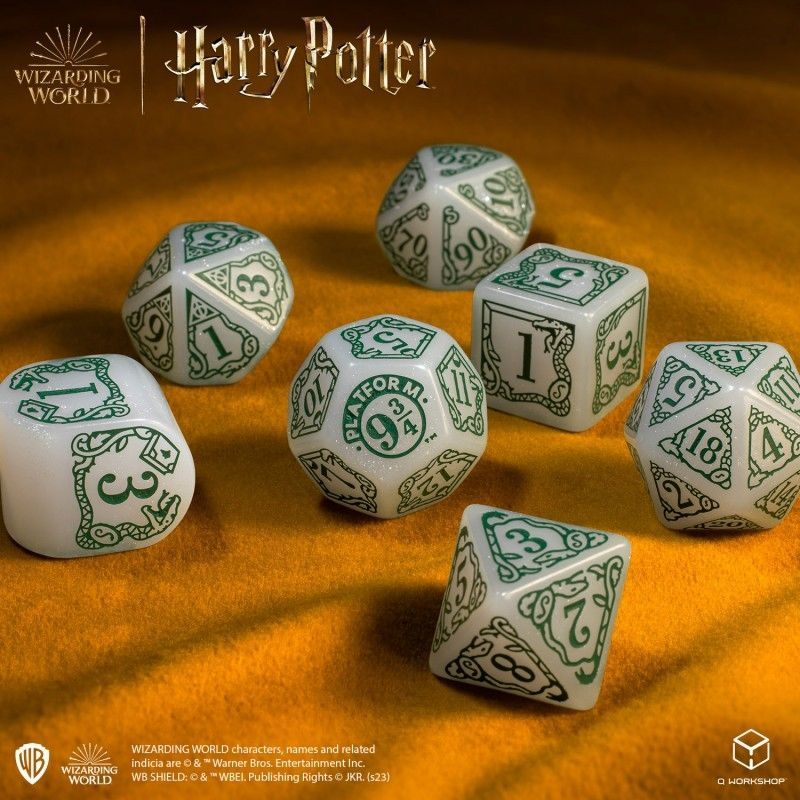 Набор кубиков Harry Potter. Slytherin Modern Dice Set - White (7)