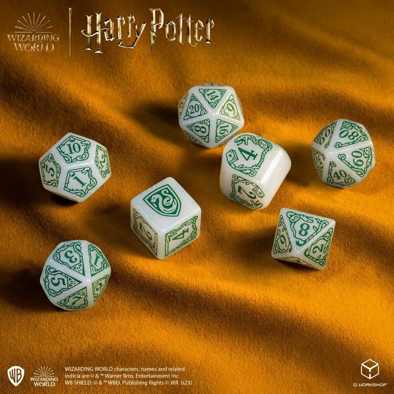 Набор кубиков Harry Potter. Slytherin Modern Dice Set - White (7)