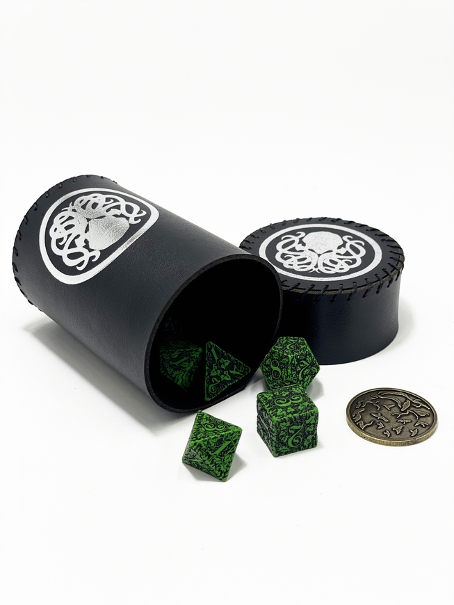 Стакан для кубиків Ктулху чорний Dice Cup