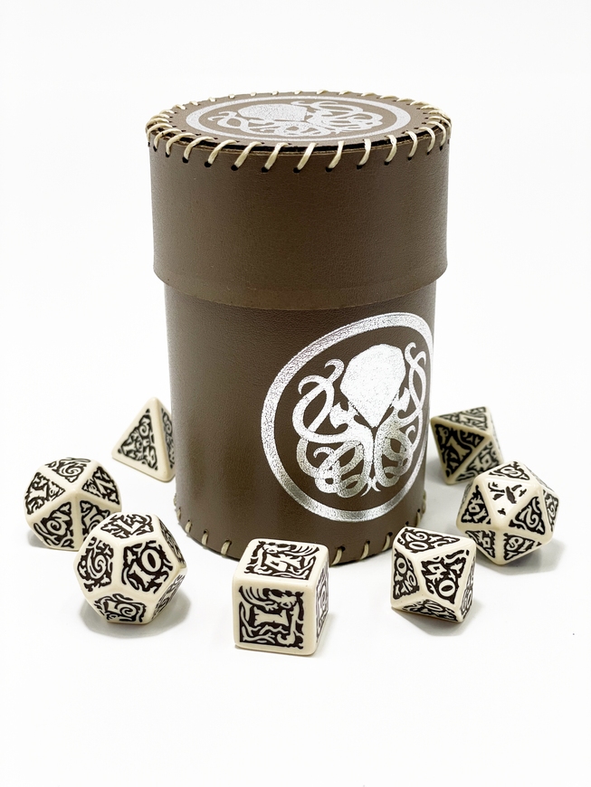 Стакан для кубиков Ктулху коричневый Dice Cup