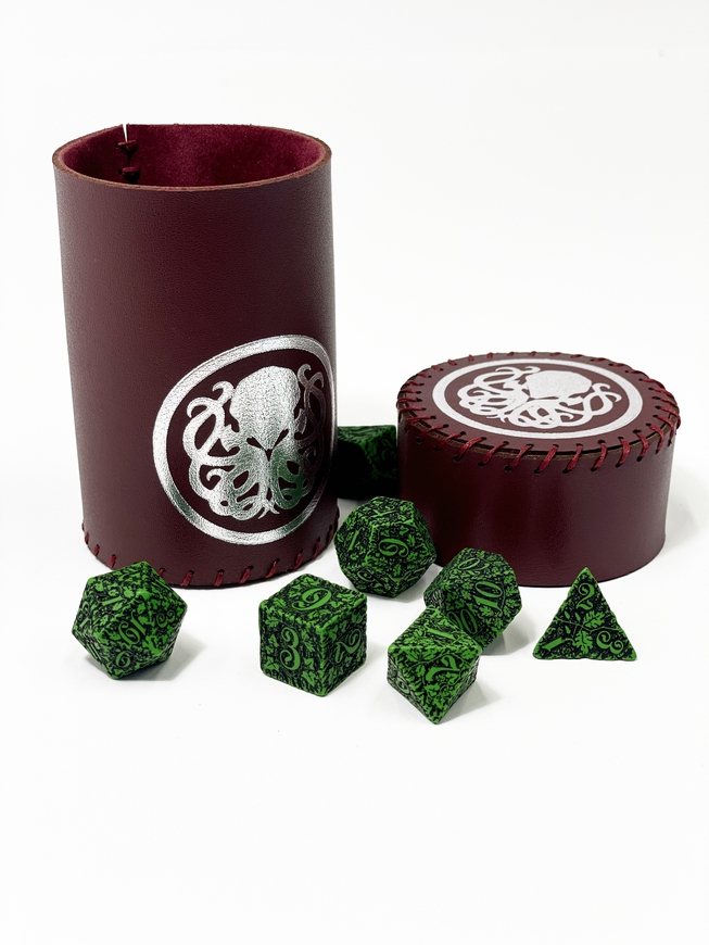 Стакан для кубиков Ктулху бургунди Dice Cup